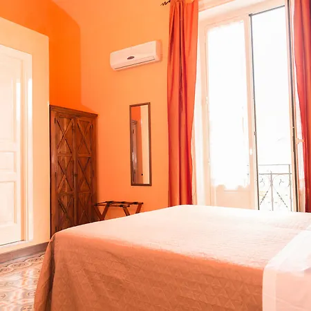 Couette-café Piccola Sicilia 2*